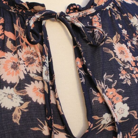 Lucky Brand Women's Blouse Floral Print Long Bell Sleeves Size Medium - Picture 8 of 14